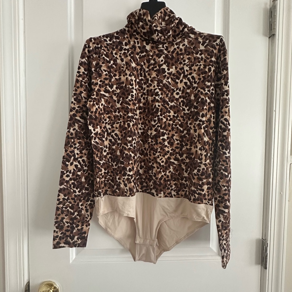 Isaac Mizrahi Cheetah Print Long Sleeve Bodysuit